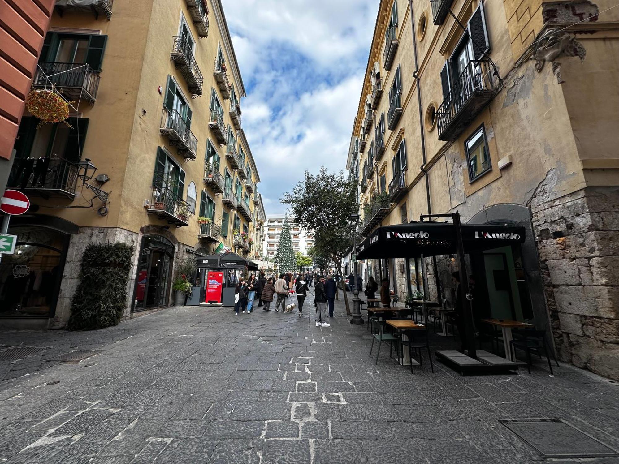 Salerno Casa Vacanze Bagian luar foto