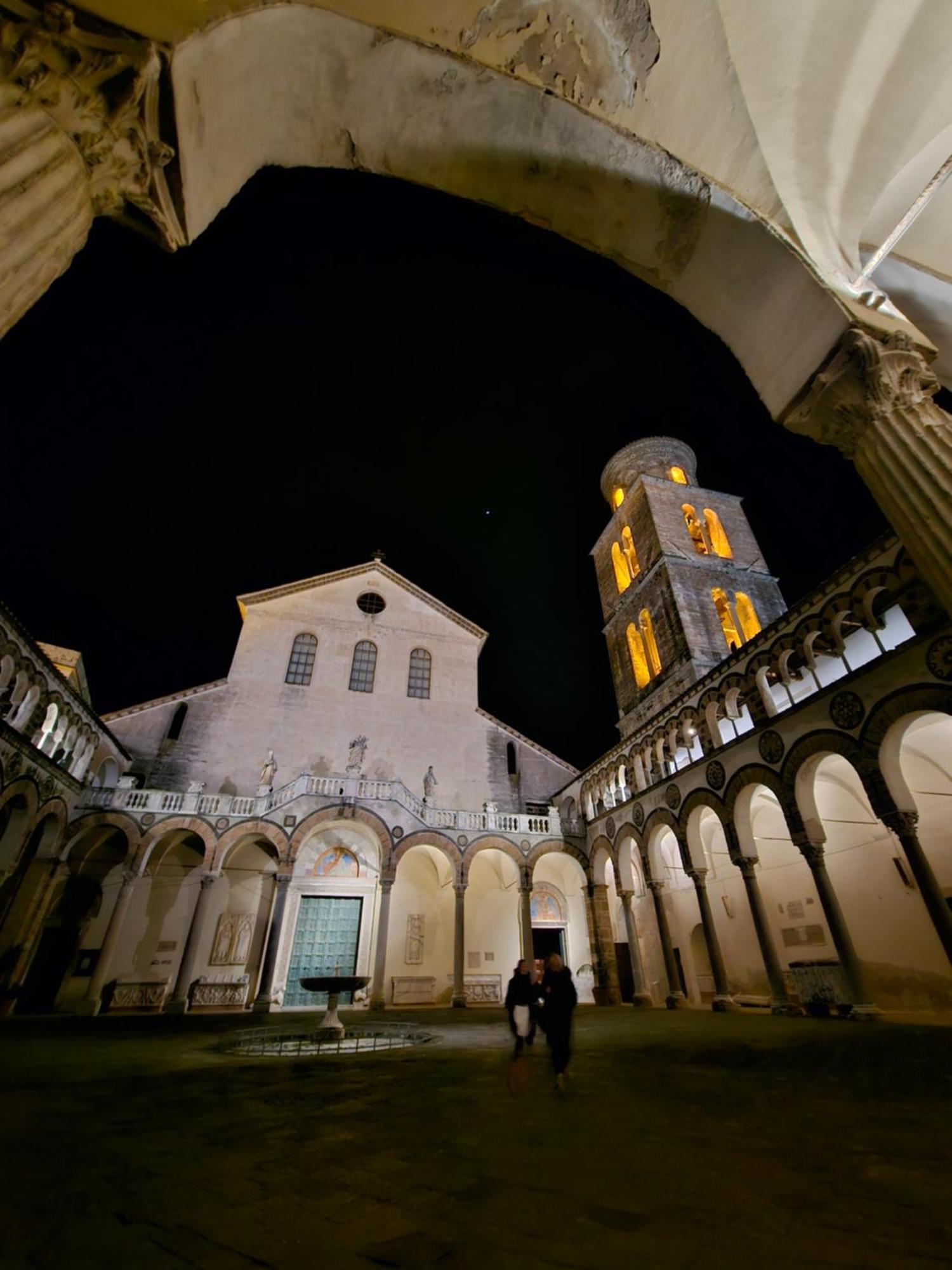 Salerno Casa Vacanze Bagian luar foto