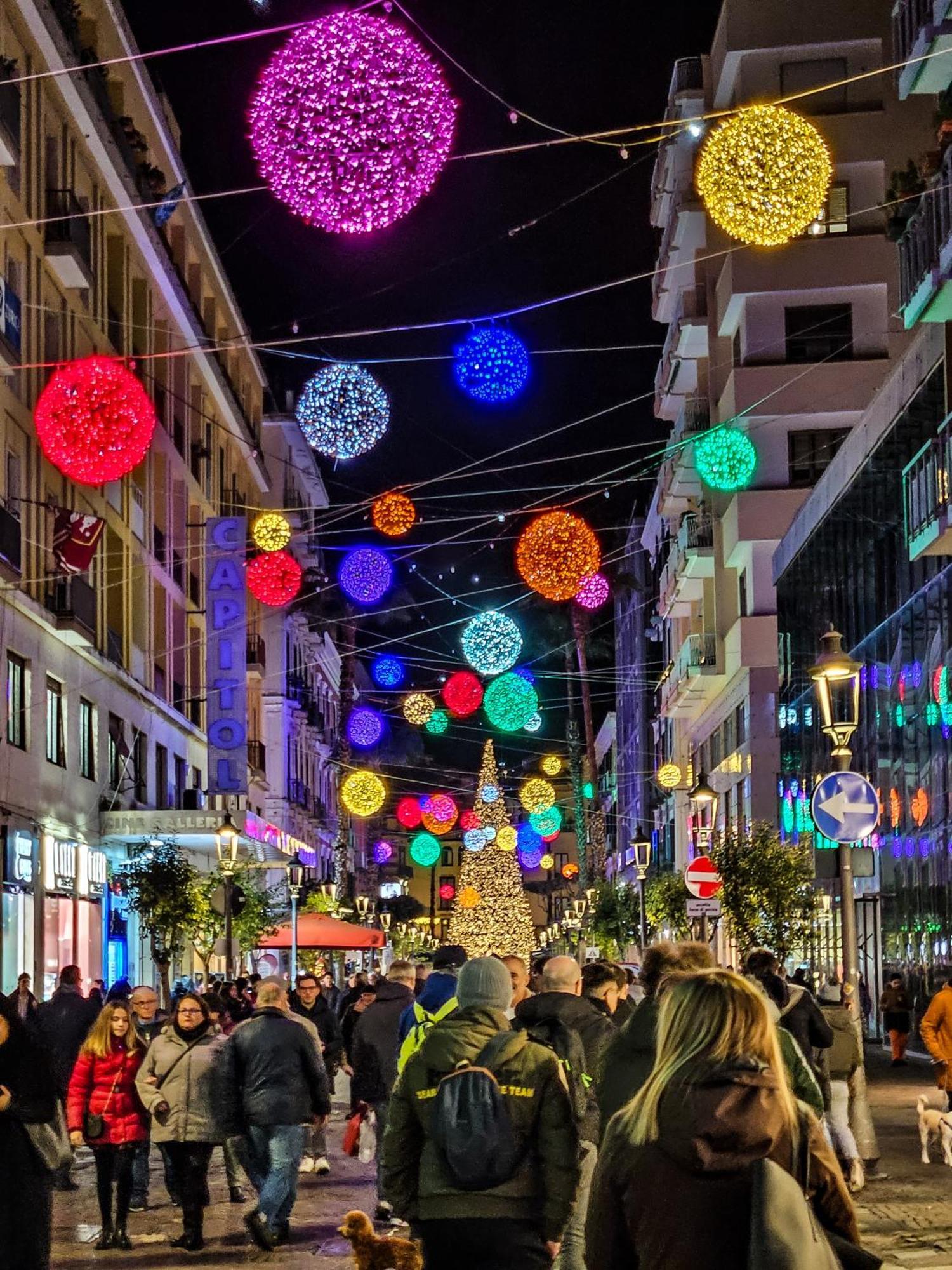 Salerno Casa Vacanze Bagian luar foto