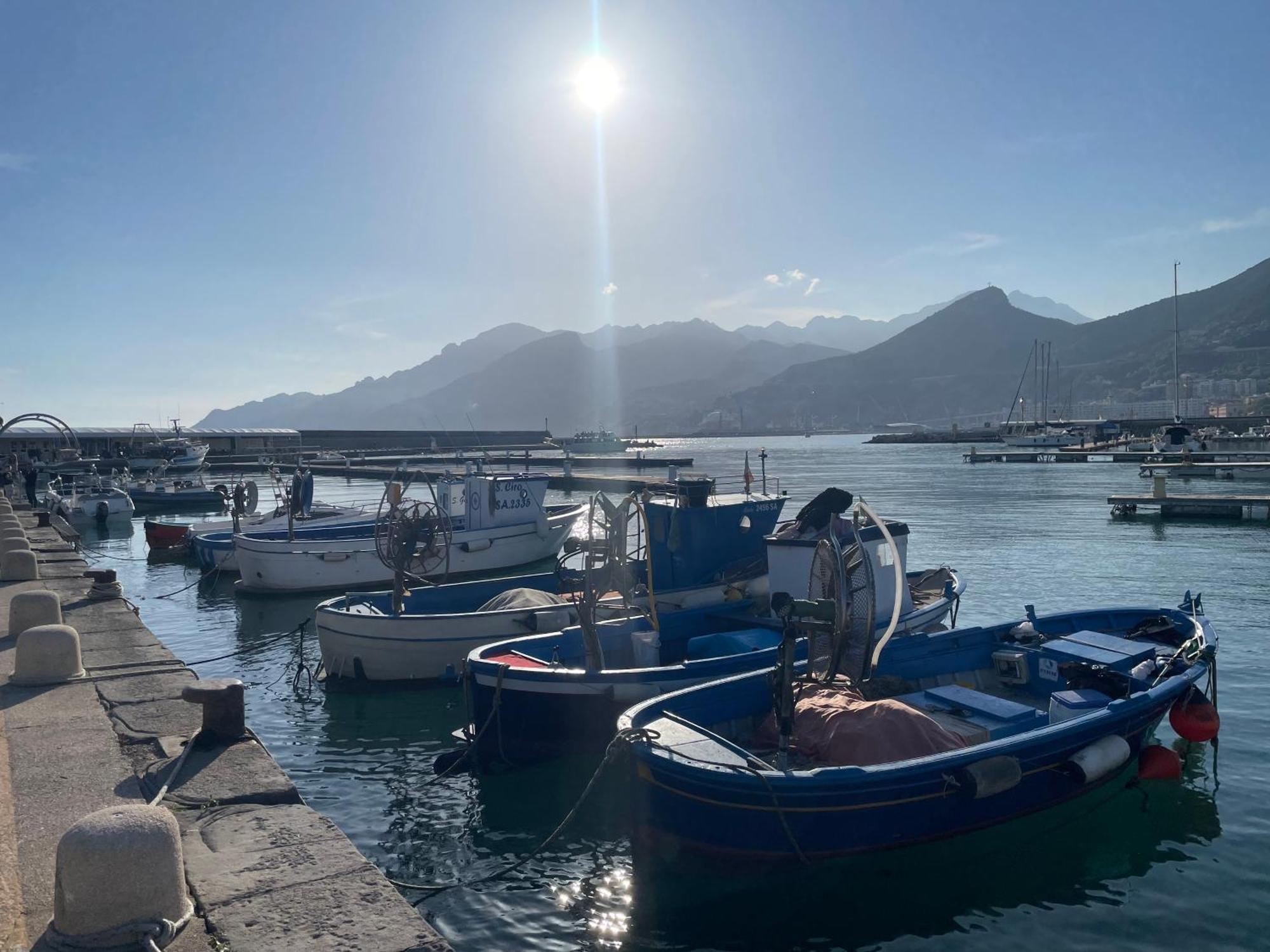 Salerno Casa Vacanze Bagian luar foto